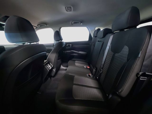 New 2026 Kia Sorento LX FWD image 22