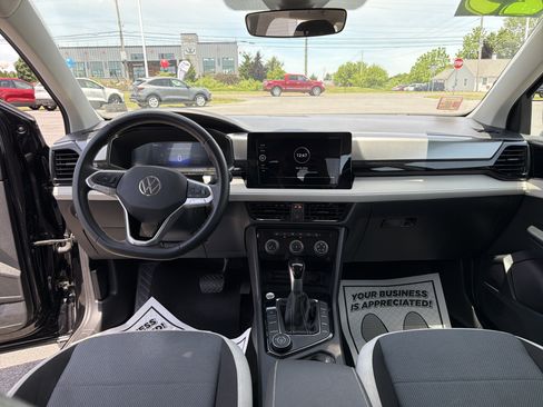 Used 2025 Volkswagen Taos S AWD/4WD image 14