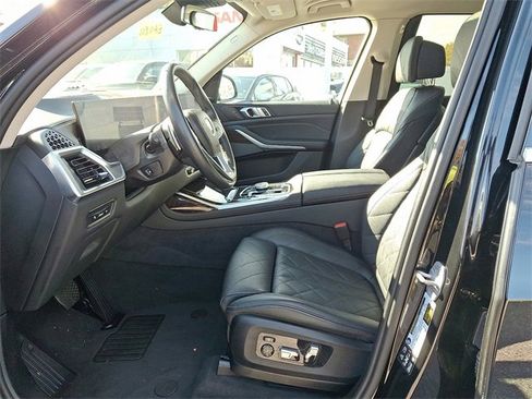 Used 2025 BMW X7 xDrive40i image 13