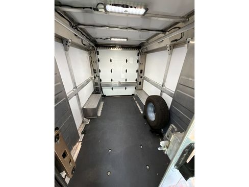 Used 2024 Chevrolet Brightdrop 400 w/ Commercial Equipment Package AWD/4WD image 18
