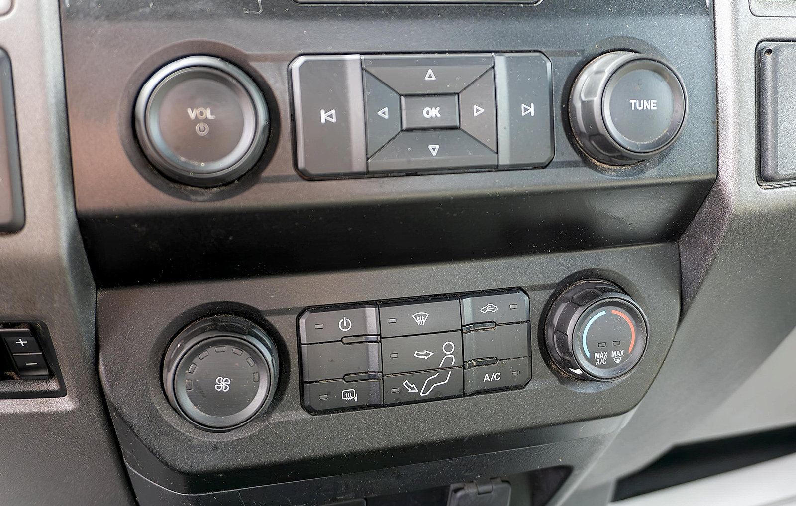 Used 2020 Ford F450 XL w/ Power Equipment Group AWD/4WD image 19