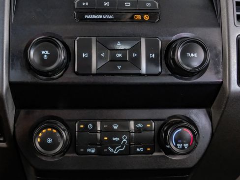 Used 2022 Ford F350 XL w/ Power Equipment Group AWD/4WD image 26