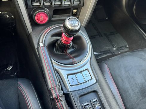 Used 2015 Subaru BRZ Limited image 36