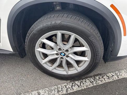 Certified 2023 BMW X5 xDrive40i w/ Executive Package image 5