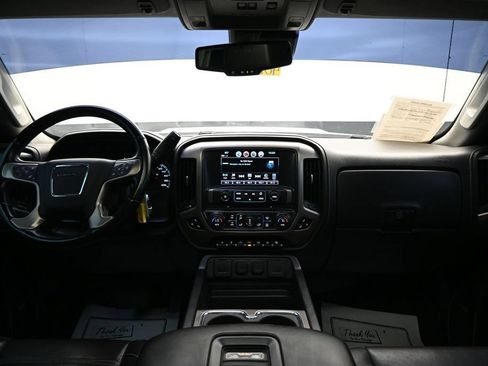 Used 2019 GMC Sierra 2500 Denali w/ Suspension Package, Off-Road AWD/4WD image 13