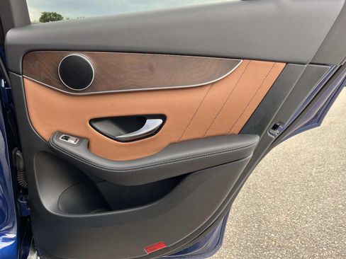 Certified 2021 Mercedes-Benz GLC 300 image 21