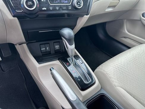 Used 2015 Honda Civic SE image 25
