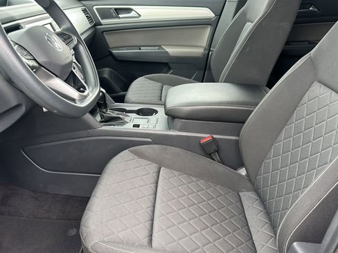 Used 2021 Volkswagen Atlas Cross Sport S image 13