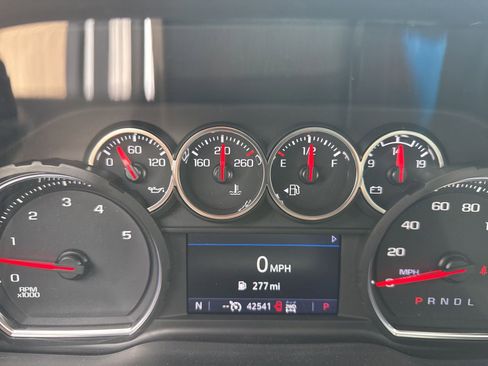 Used 2022 Chevrolet Silverado 2500 LT w/ All Star Edition AWD/4WD image 18