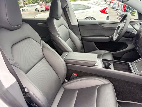Used 2026 Tesla Model Y 2WD image 14