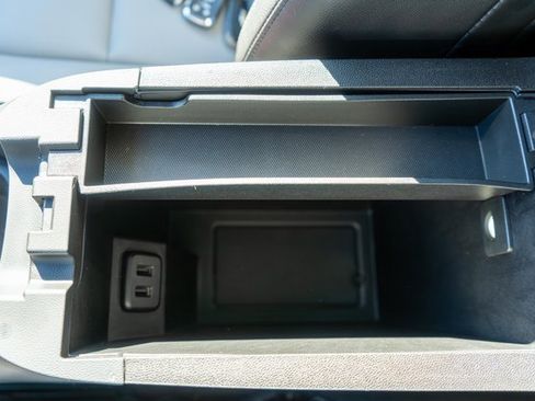 Used 2021 Chevrolet Equinox Premier image 34