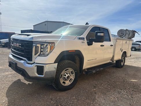 Used 2023 GMC Sierra 2500 Pro w/ Convenience Package image 2