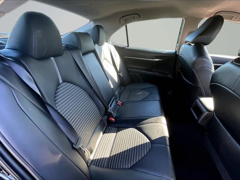 Used 2022 Toyota Camry SE FWD image 26