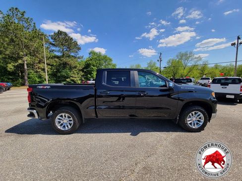 Used 2024 Chevrolet Silverado 1500 LT image 7