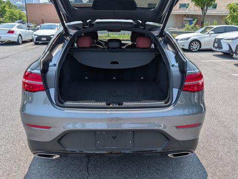 Used 2019 Mercedes-Benz GLC 300 4MATIC Coupe image 12