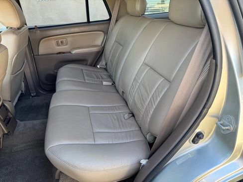Used 2000 Toyota 4Runner Limited image 13