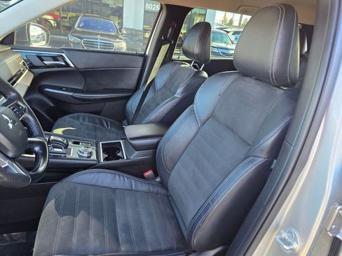 Used 2022 Mitsubishi Outlander SE image 26