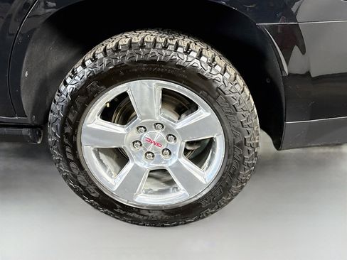 Used 2021 GMC Yukon Denali w/ Denali Premium Package AWD/4WD image 37