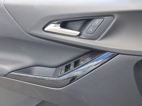 Certified 2026 Chevrolet Equinox LT FWD image 26