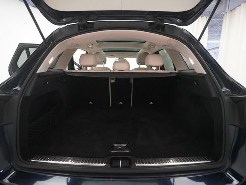 Used 2017 Mercedes-Benz GLC 300 4MATIC image 10