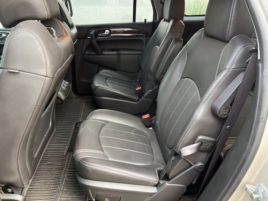 Used 2017 Buick Enclave Leather w/ Trailering Package AWD/4WD image 9