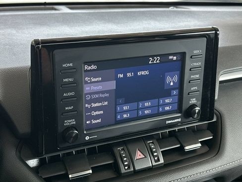 Used 2022 Toyota RAV4 XLE Premium FWD image 17