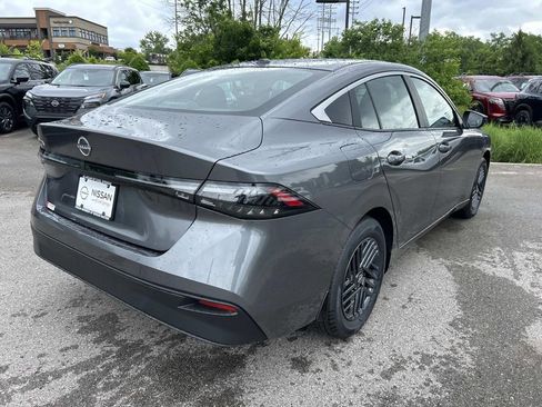 New 2026 Nissan Sentra SV w/ SV Convenience Package FWD image 7