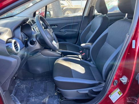 Used 2025 Nissan Versa SV image 23