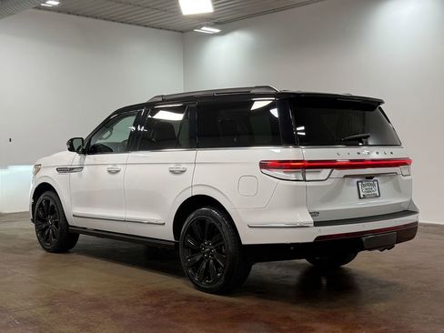 Used 2024 Lincoln Navigator Black Label AWD/4WD image 25