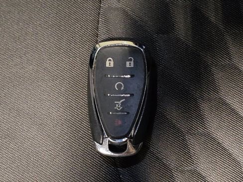 Used 2019 Chevrolet Equinox LT FWD image 32