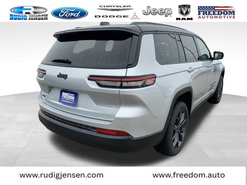 New 2025 Jeep Grand Cherokee L Limited w/ Trailer Tow Package image 7