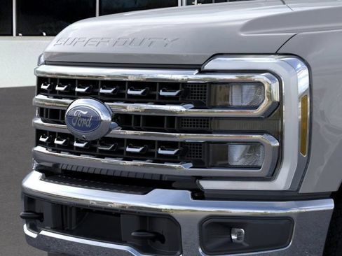 New 2026 Ford F250 Lariat AWD/4WD image 32