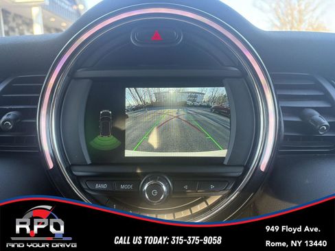 Used 2019 MINI Cooper S w/ Signature Upholstery Package image 16