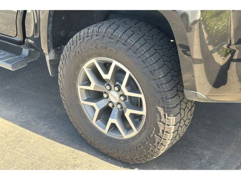 Used 2021 GMC Canyon AT4 AWD/4WD image 4