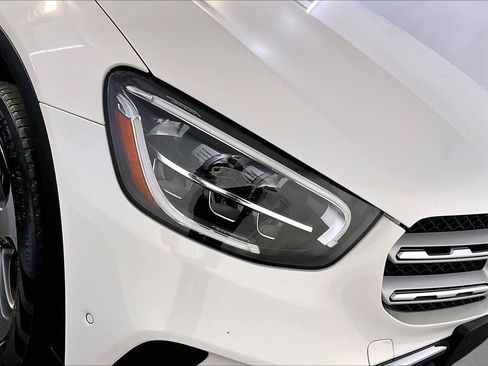 Used 2022 Mercedes-Benz GLC 300 4MATIC image 27