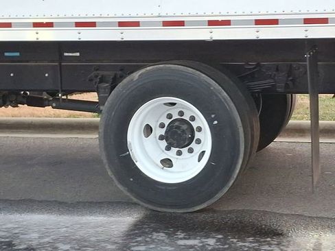 Used 2023 Ford F650 2WD Regular Cab Super Duty image 8