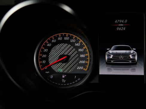 Used 2018 Mercedes-Benz AMG GT C image 21