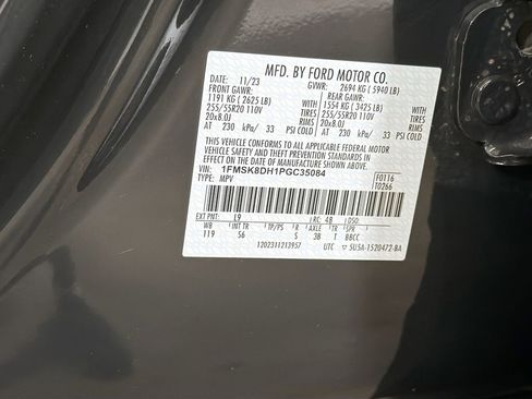 Used 2023 Ford Explorer XLT w/ Equipment Group 202A AWD/4WD image 35