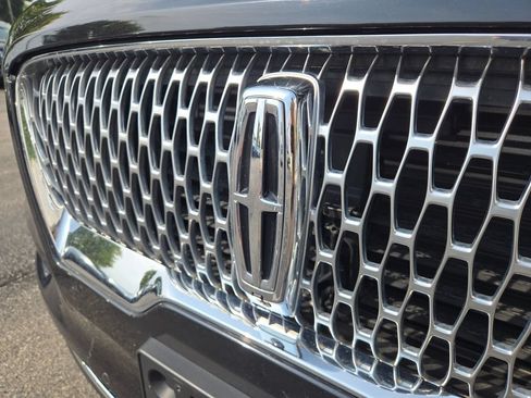 Used 2024 Lincoln Aviator Reserve AWD/4WD image 20