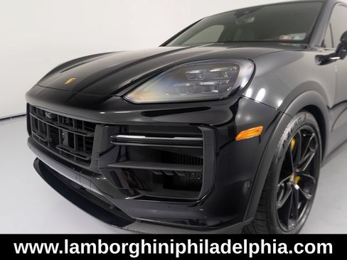 Used 2024 Porsche Cayenne Turbo GT AWD/4WD image 39