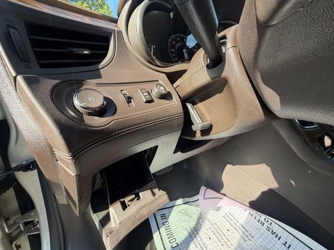 Used 2014 Buick LaCrosse Leather w/ Driver Confidence Package FWD image 10