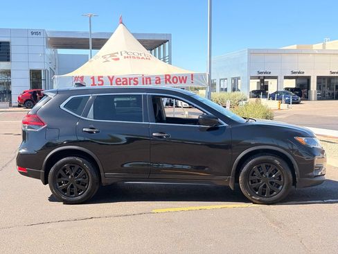 Used 2018 Nissan Rogue S FWD image 8