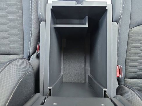 New 2026 Nissan Pathfinder SV image 28