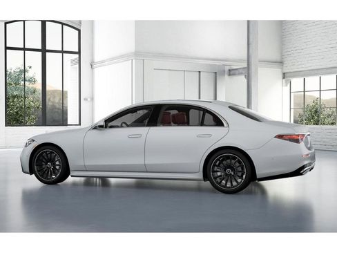 New 2026 Mercedes-Benz S 580 4MATIC Sedan image 32