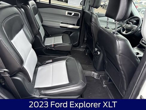 Used 2023 Ford Explorer XLT w/ Equipment Group 202A AWD/4WD image 14