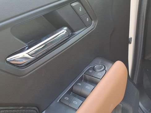 New 2026 GMC Canyon AT4 w/ Technology Plus Package AWD/4WD image 13
