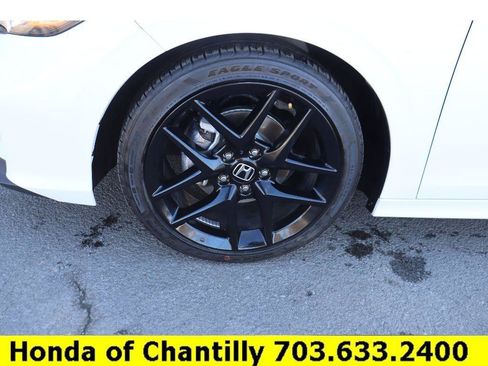 Certified 2025 Honda Civic Sport image 26