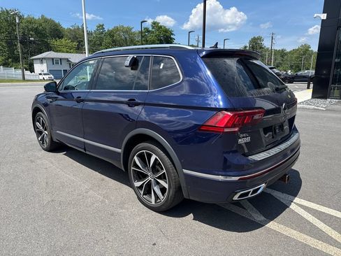 Used 2022 Volkswagen Tiguan SEL R-Line AWD/4WD image 3