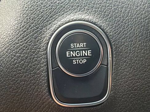 Used 2024 Mercedes-Benz Sprinter 2500 image 24