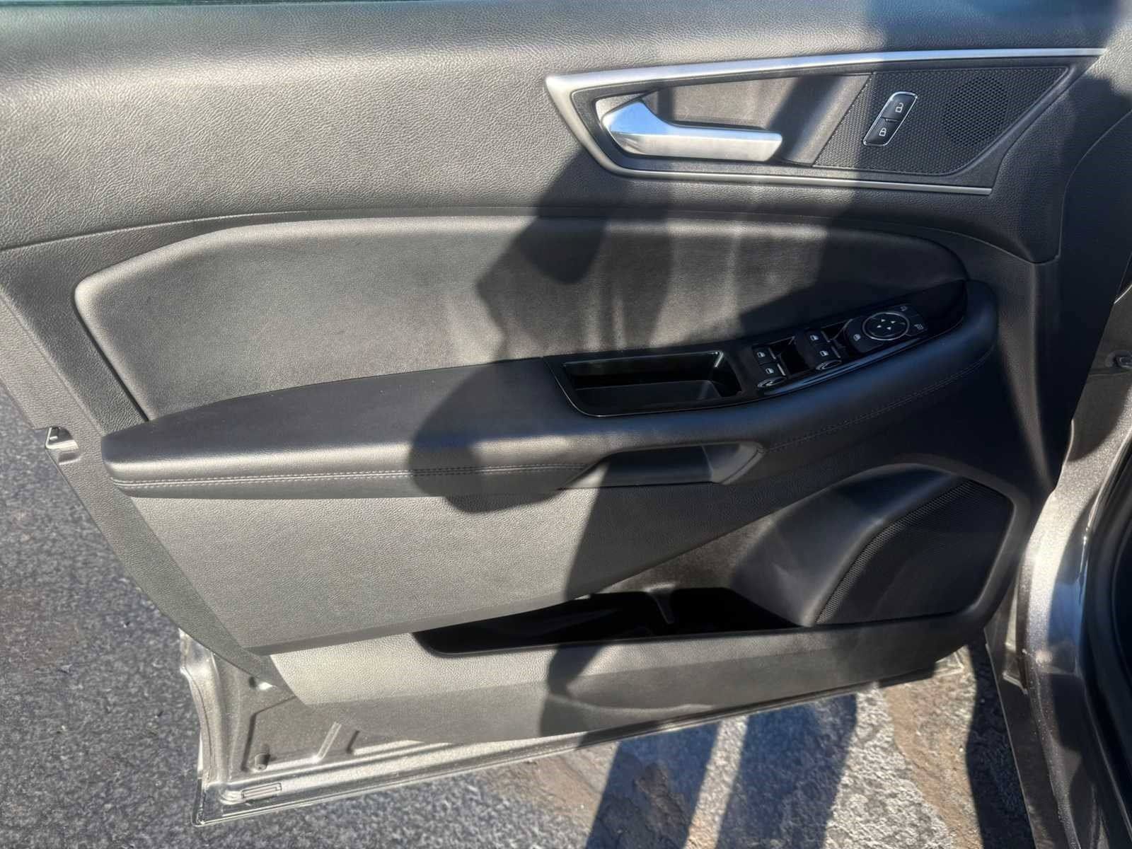 Used 2015 Ford Edge SEL w/ Equipment Group 201A FWD image 20